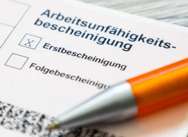 Teilkrankschreibung stößt bei Unternehmen auf Skepsis