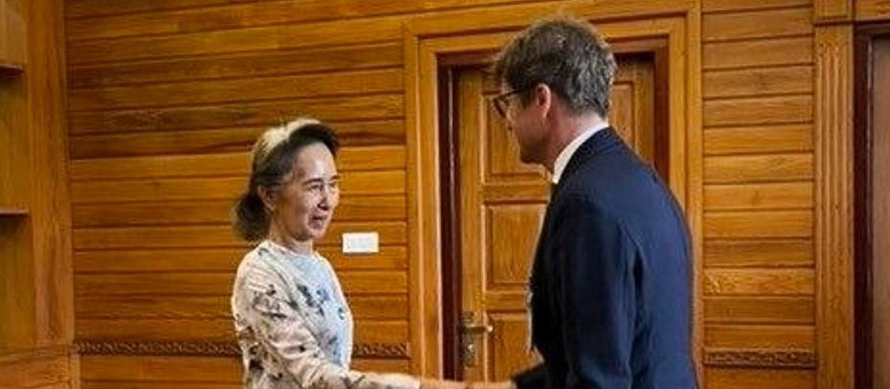 Situation in Myanmar: Aung San Suu Kyi und ihre Begegnung mit dem Roten Kreuz
