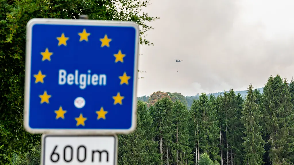 Großbrand im Hohen Venn: Evakuierungen in Monschau