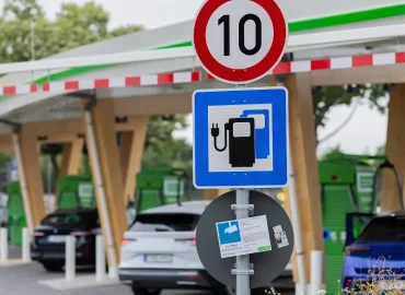 Rabatte auf E-Autos reduzieren sich weiter
