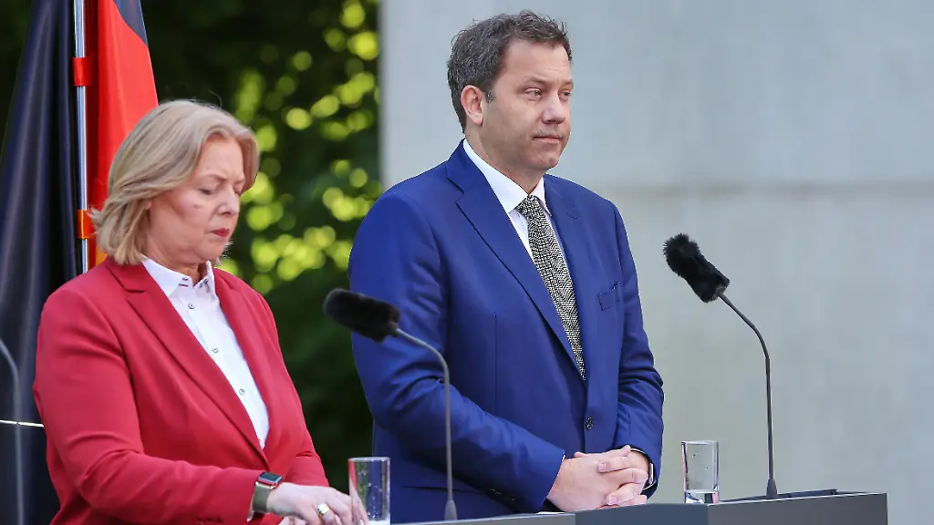 Unmut über Klingbeil und Bas: SPD sieht sich Wachstumskritik ausgesetzt