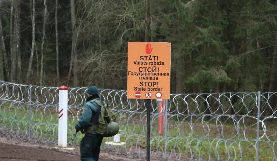 Lettland entdeckt Tunnel für Migranten an belarussischer Grenze