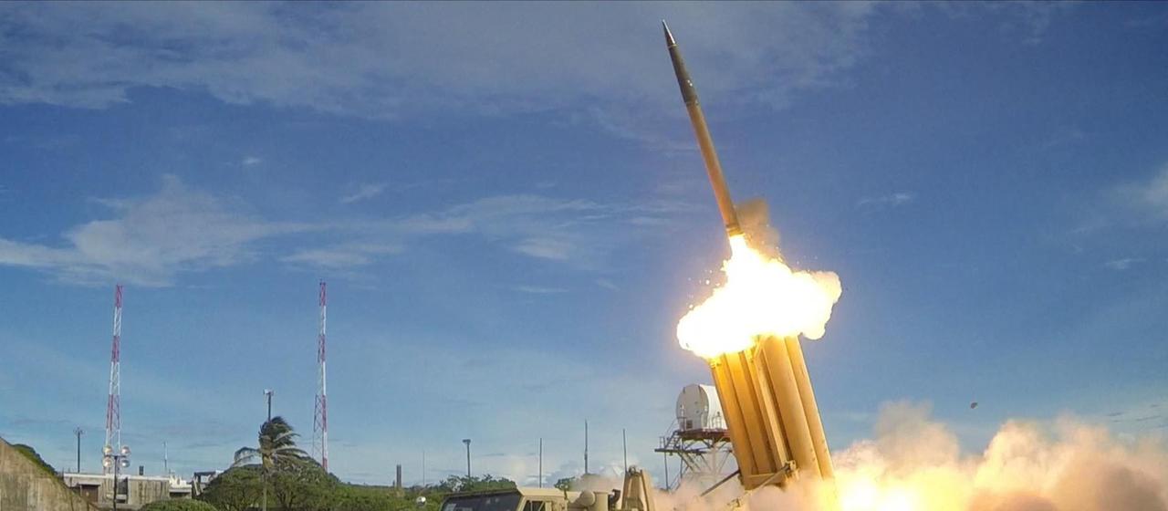 Raketen-Bestände der USA: Kontroversen und Dementi