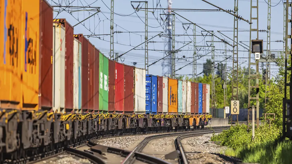 Maßnahmen von DB Cargo zur Bewältigung der Niedrigwasser-Krise