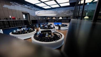 Dax erreicht neues Rekordhoch durch Ankündigung von Trump zu USA-Iran-Gesprächen