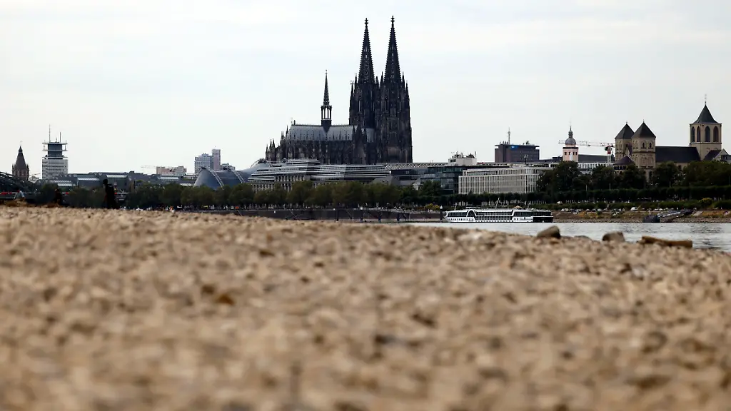 Verkehrsminister Bilger lädt zum Krisengipfel wegen Niedrigwasser