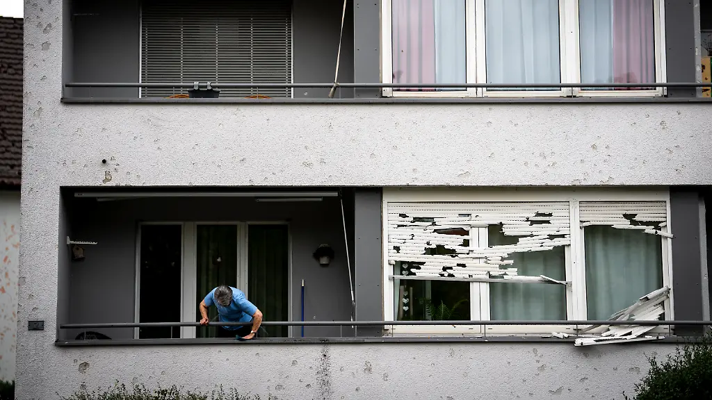 Heftiger Hagelsturm über Schweiz führt zu erheblichen Schäden und Verletzungen