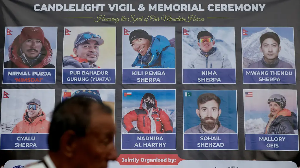 Bergdrama in Pakistan: Suche nach Verschütteten dauert an