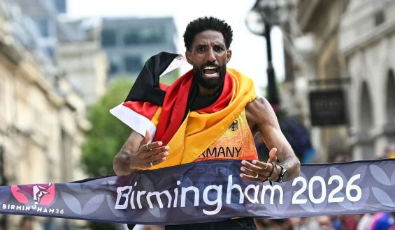Amanal Petros gewinnt Gold im Marathon bei der Leichtathletik-EM