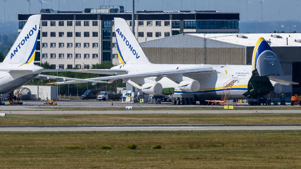 Anschlagsversuch auf Munitionsflugzeug in Leipzig