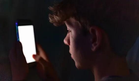 Debatte um Social-Media-Verbote für Jugendliche