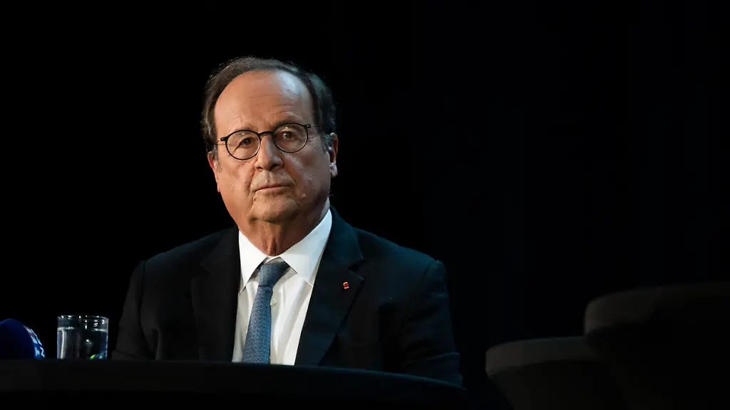 Rennen um Macrons Nachfolge: Wird Hollande erneut kandidieren?