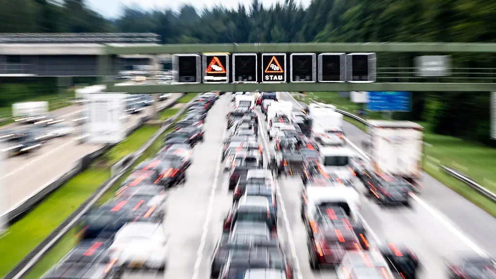 Urteil im Verkehrsrecht zum Autobahnunfall