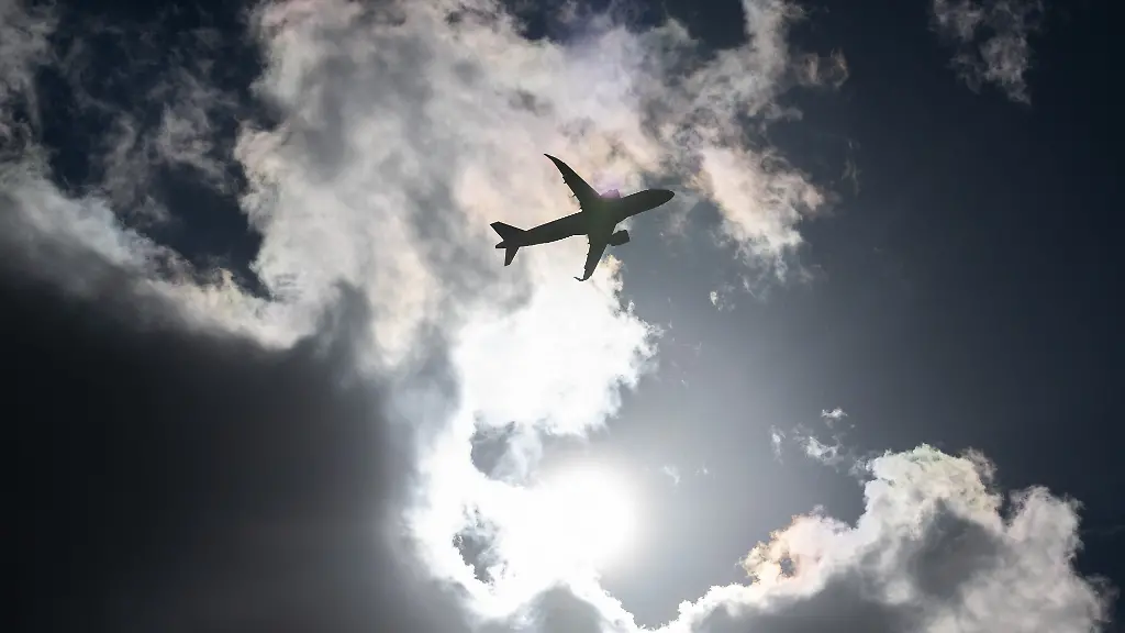 Brennende Powerbank stoppt Lufthansa-Flug nach Lissabon