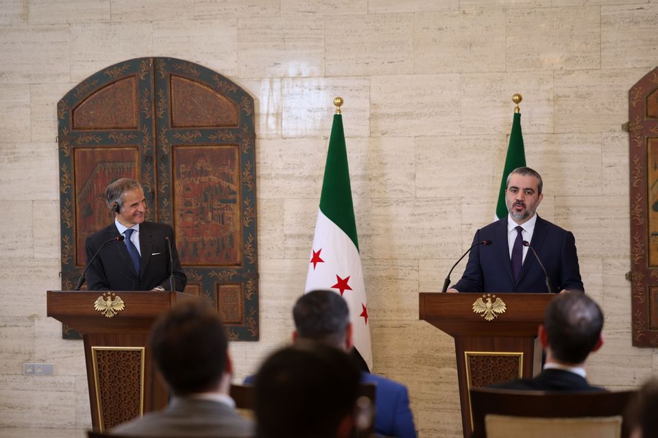 IAEA sichert Uran-Bestände in Syrien und neue Kurdisch-Lehrpläne