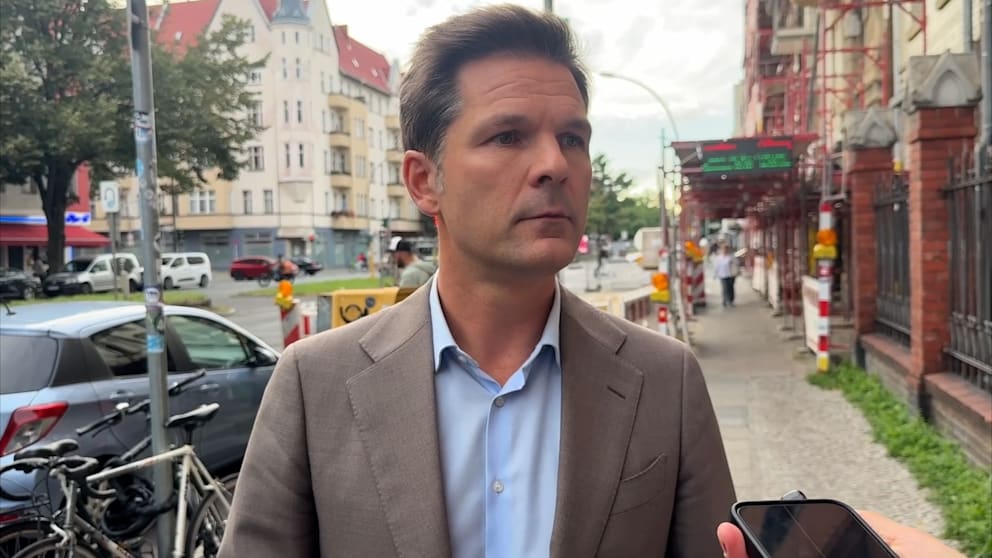 Steffen Krach schildert Erlebnisse bei Hausdurchsuchung