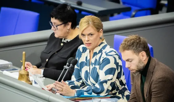 Klöckner droht mit Konsequenzen im Bundestag