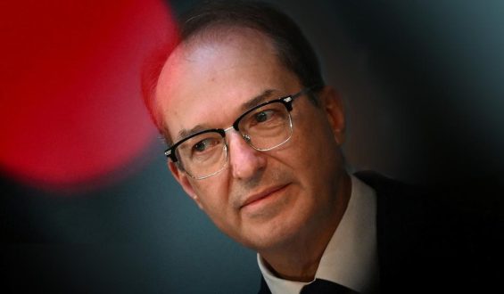 Strafanzeige gegen Bundesinnenminister Dobrindt eingereicht