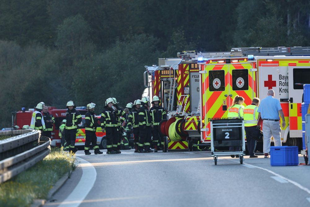 Schwerer Unfall mit Reisebus auf der A96