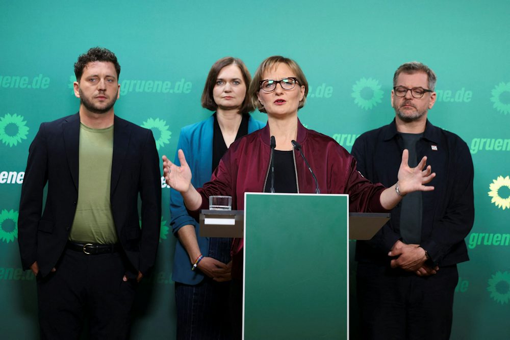 Die Grünen trotz Verlusten in zwei Landesregierungen