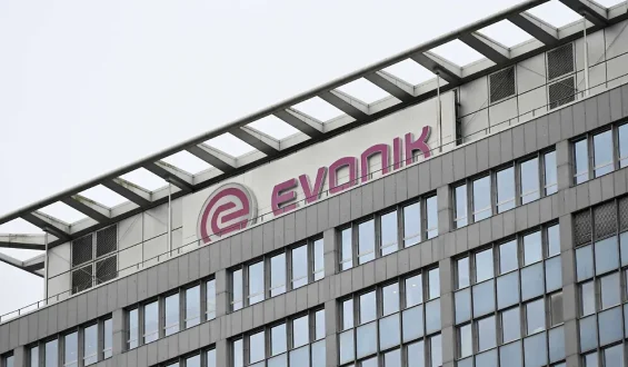 Evonik weist erste Übernahmeofferte von BASF ab