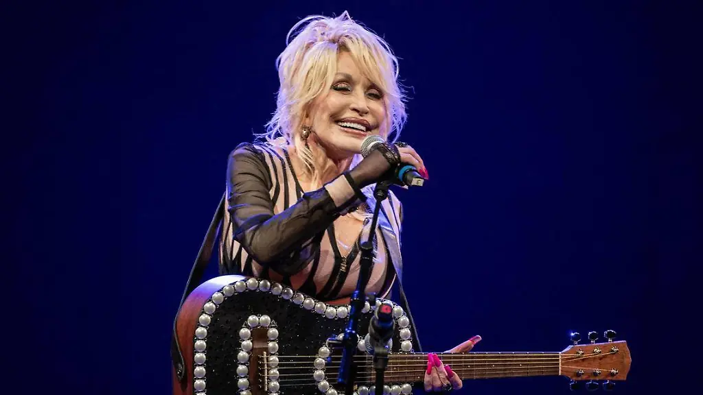 Dolly Partons geheime Krebsbehandlung in Deutschland