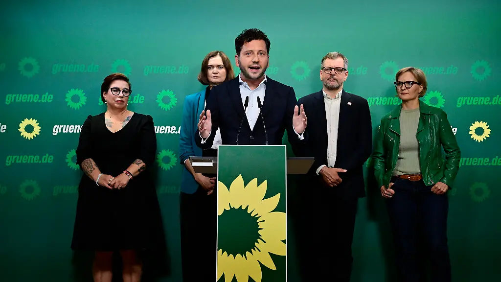Grüne kritisieren Merz‘ Reaktion auf CDU-Wahlniederlage und fordern Reformen