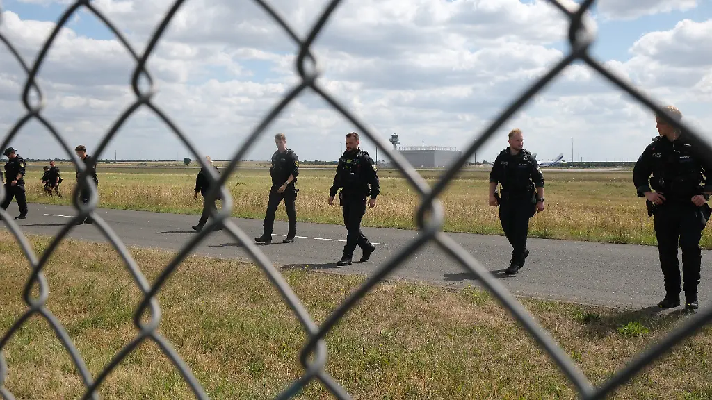 Sicherheitsexperte warnt vor Wegwerfagenten Russlands in Europa