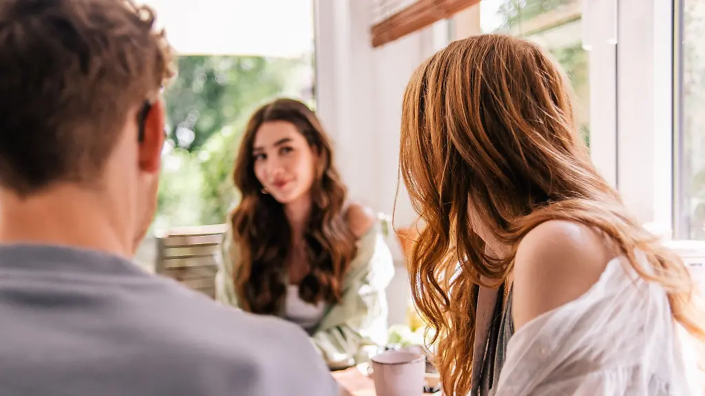 Vermeidung von Oversharing: Tipps zur Bewältigung peinlicher Momente