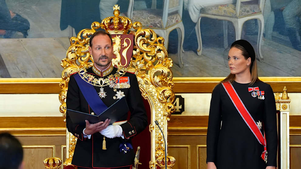 Sorge um Mette-Marit am Tag des Königseids von Haakon