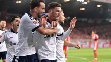 Union Berlin unterliegt Schalke: Erste Bundesliga-Niederlage seit 2023