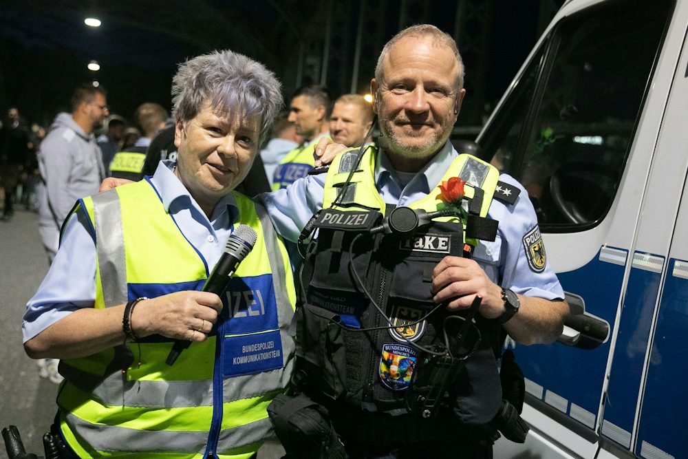 Polizeieinsatz auf der Hackerbrücke während der Wiesn