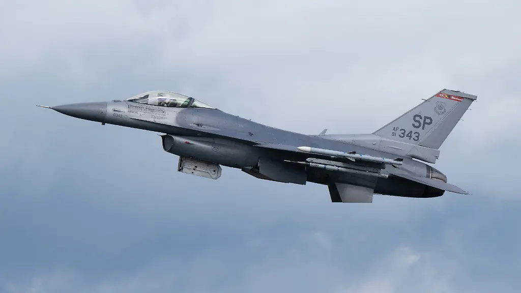 Absturz eines F-16-Kampfjets an der US-Airbase Spangdahlem