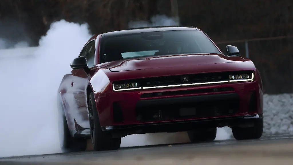 Der neue Dodge Charger als Botschafter der USA