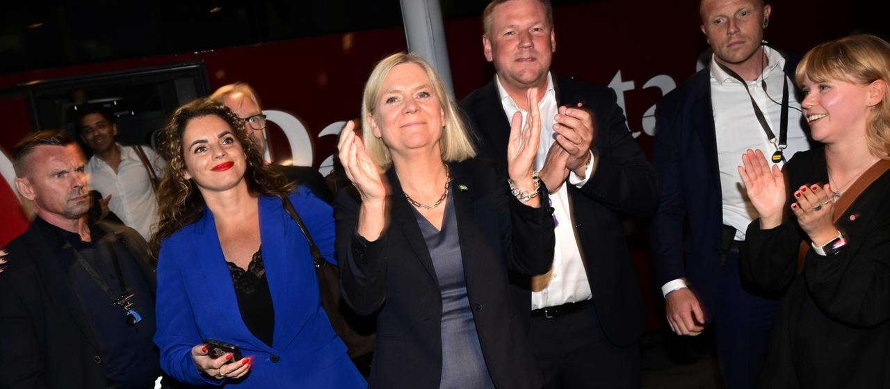 Prognosen zur Wahl in Schweden: Mitte-Links-Parteien führen