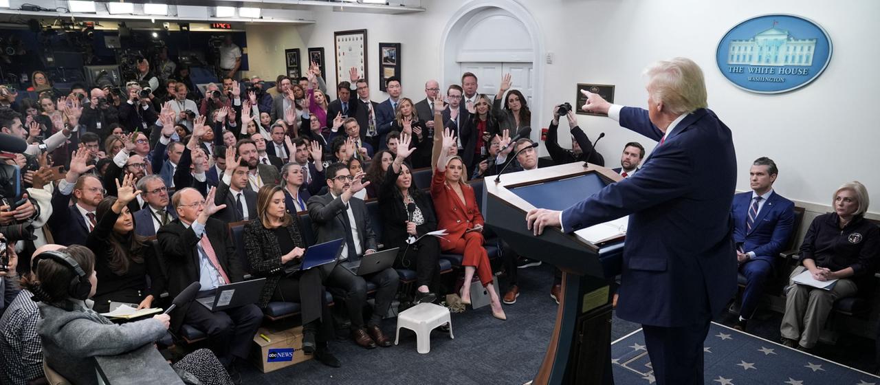 Ausschluss von Medien aus dem Weißen Haus: Trump und die Pressefreiheit