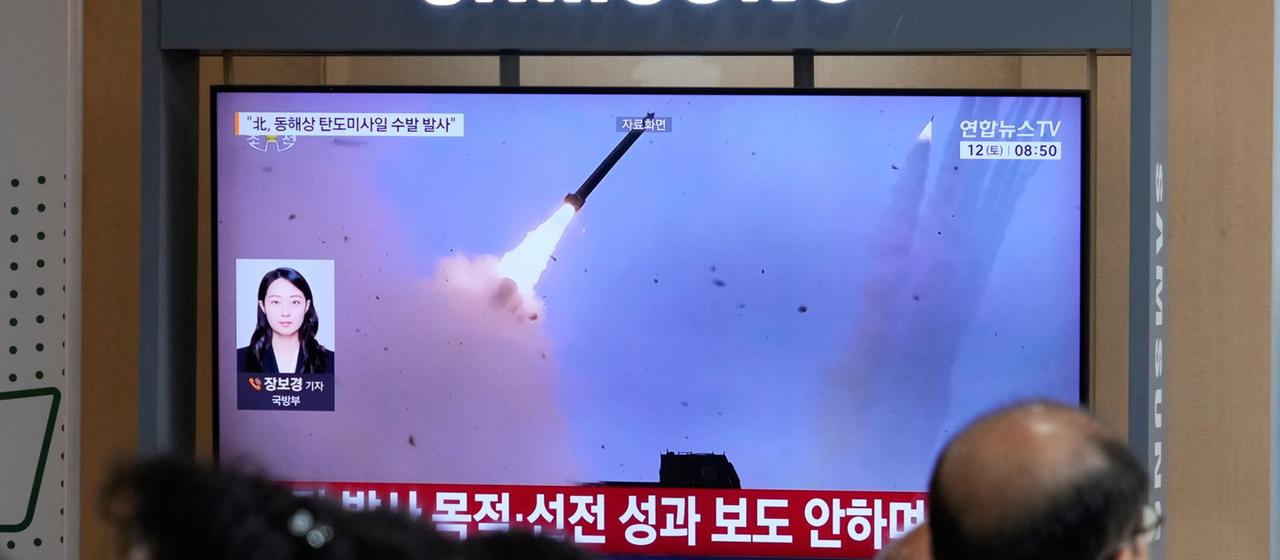 Spannungen nach Militärmanövern: Nordkorea feuert Raketen ab