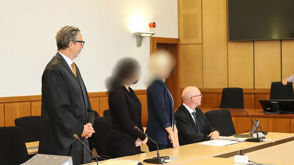 Polizistinnen in NRW aus dem Beamtenverhältnis entfernt