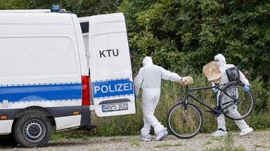 Polizei sichert Spuren nach Festnahme eines Verdächtigen