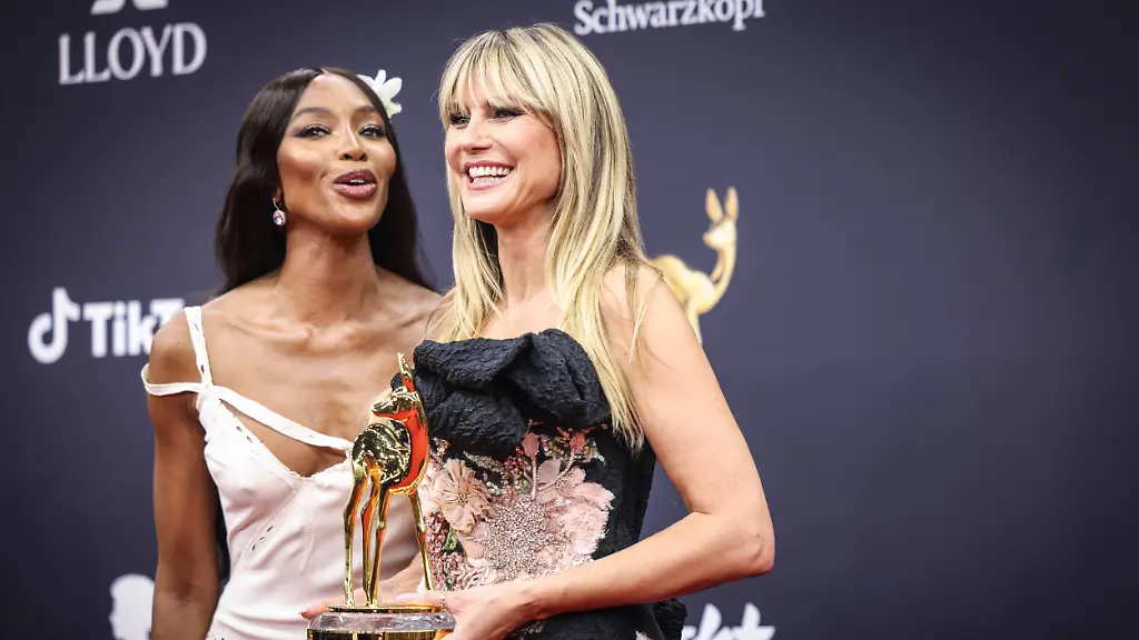 Naomi Campbell als DJ beim HeidiFest