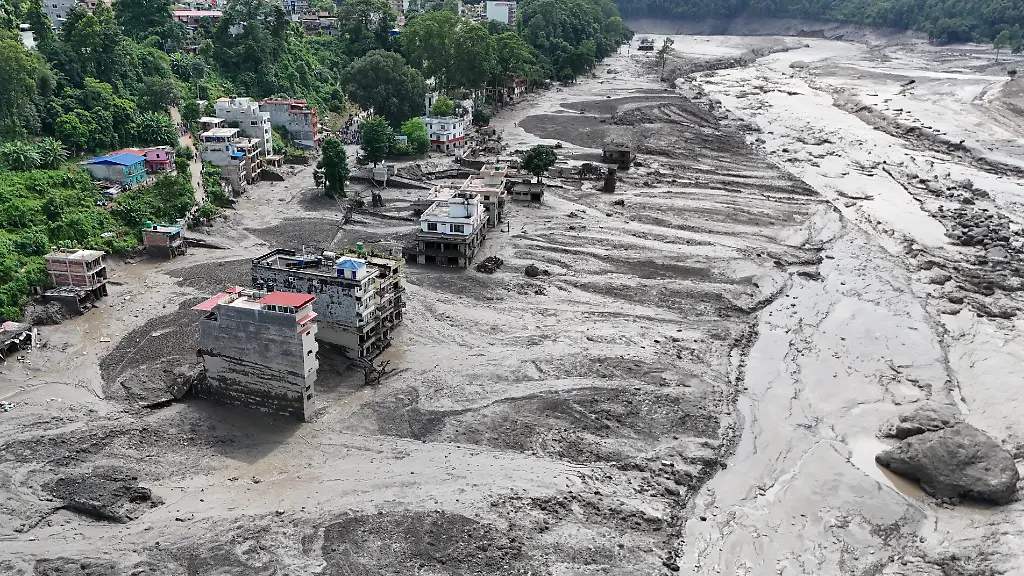 Ursachen für Katastrophe im Himalaya