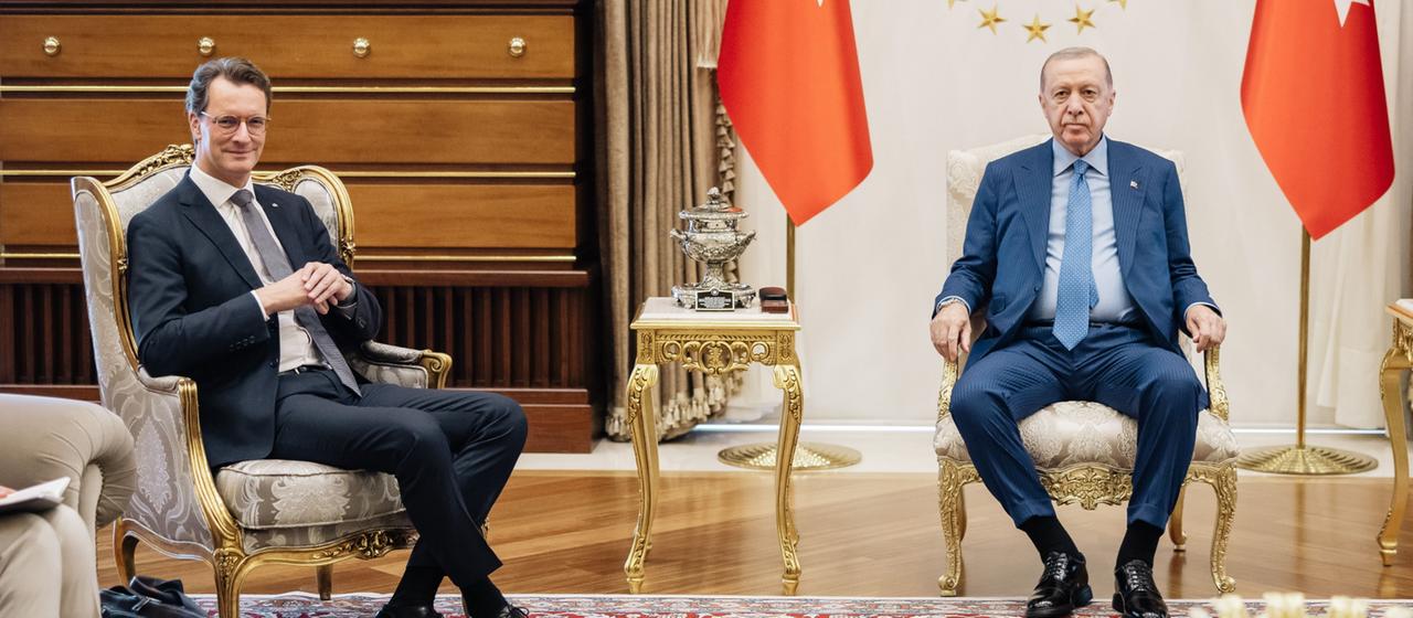 Nordrhein-Westfalens Ministerpräsident Wüst besucht Türkei zum Jubiläum des Gastarbeiter-Abkommens