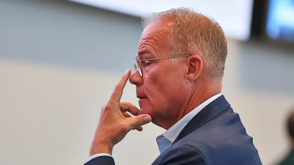 SPD Gegen Linnemanns Pflegereform