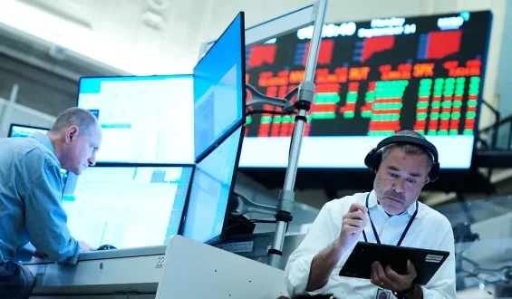 Anleiherenditen auf Rekordhochs und Ölpreisschock an der Wall Street