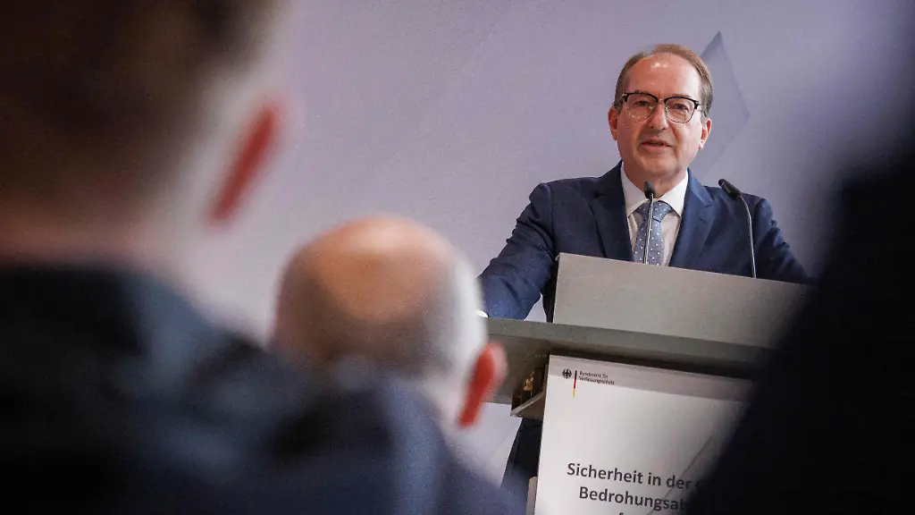 Dobrindt warnt vor neuer Bedrohung für Deutschland