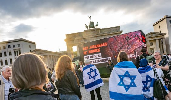 Zentralrat der Juden: Verbindungen des Hasses auf jüdisches Leben