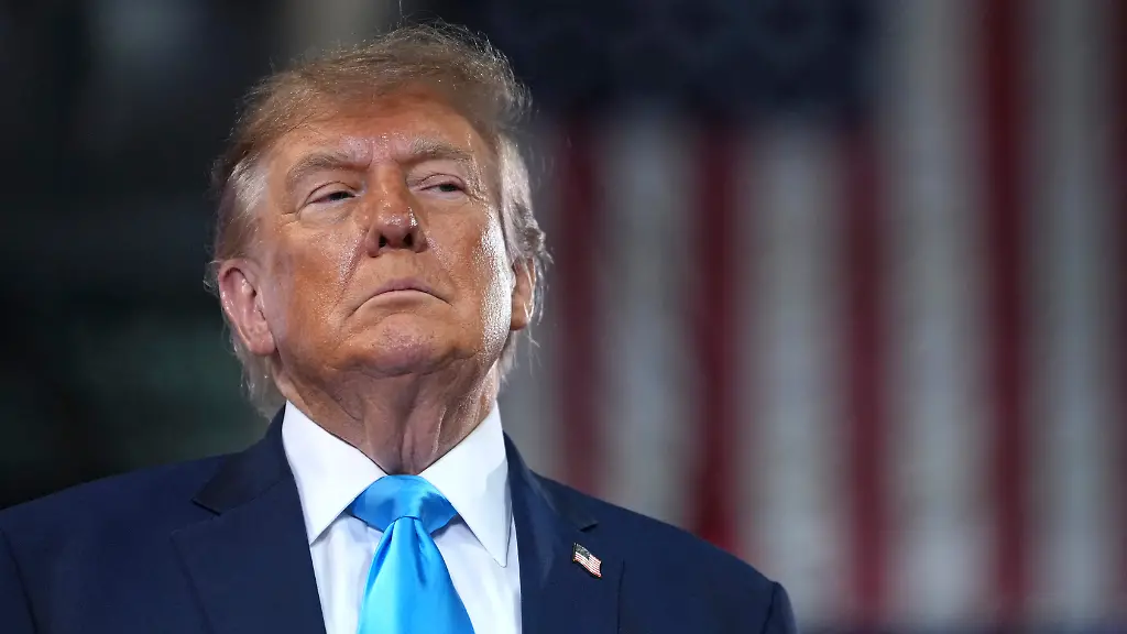 Kontroverse um Trumps Russland-Politik: Parteikollegen kritisieren Sanktionen-Aussetzung