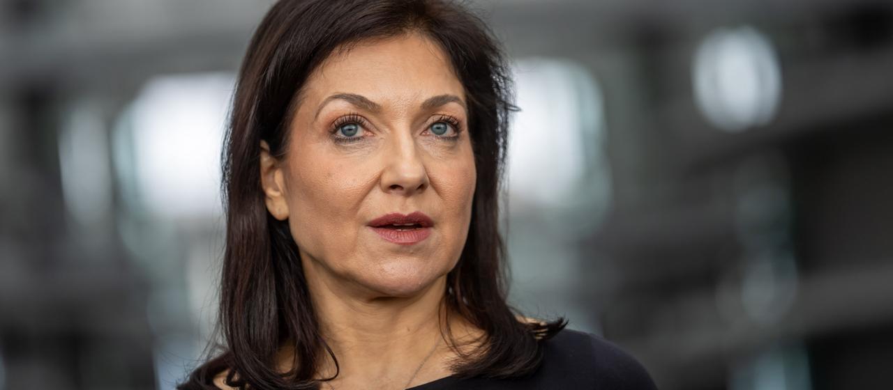 Linke reicht Klage gegen Wirtschaftsministerin ein
