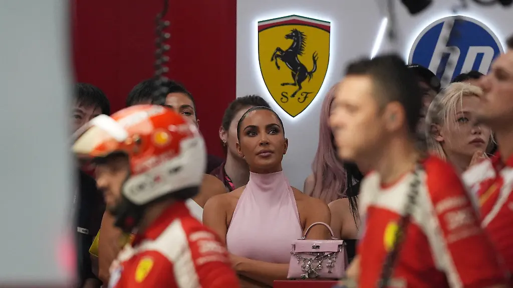 Kim Kardashians Besuch beim Formel-1-Event in Singapur