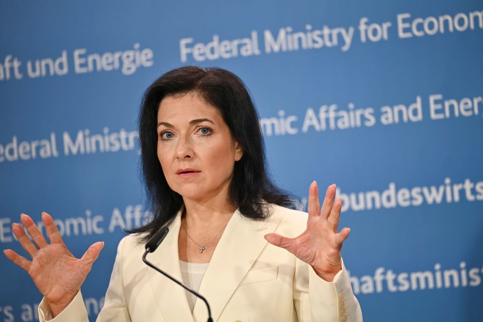 Reiche-Ministerium droht erfolgreichem Flüchtlingsprojekt mit Geldstopp